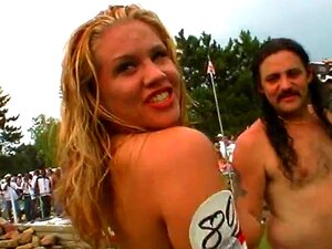 Bühnenshow 23