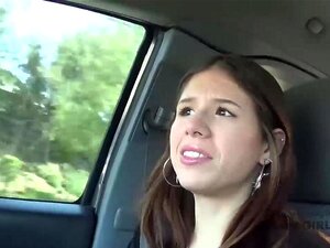 Sie ging zu einem Modelcasting und lutschte am Ende den harten Schwanz