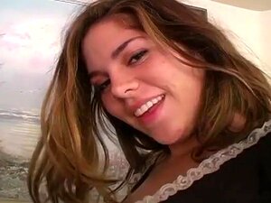 Dicke lockige Fetisch-Maid Marley Mason,