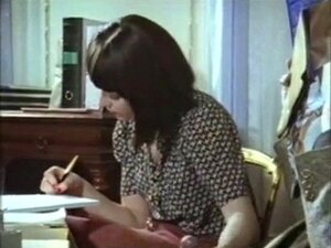 Typ bekommt einen Handjob in einem Retro-Vintage-Porno. Typ bekommt