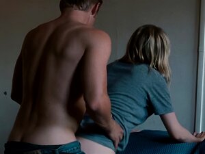 Erlebe die rohe Leidenschaft von Michelle Williams in 'Blue