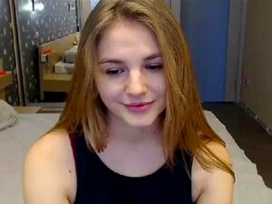 Schau dir frisches Mädchen an Cam mit Nahaufnahmen und vielen