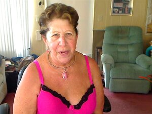 Masturbieren mit einer Oma mit großen Titten im Rock'n'Roll