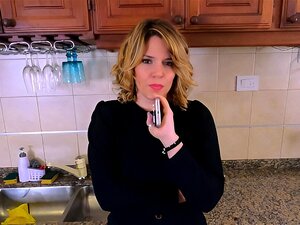 Ich kam in den Arsch meiner Stiefmutter, nachdem ich darauf bestanden