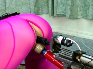 BDSM, analhook, maszyna do pieprzenia. BDSM, analhook, maszyna do
