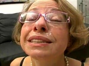 Faust nach Gesichtsbesamung