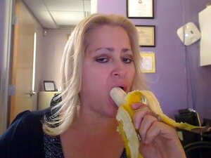 Milfillä on hullut banaanitaidot