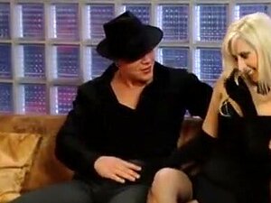 Daria Glower & Kristi Lust - Swinger's Club Prive 1 VIP Orgie