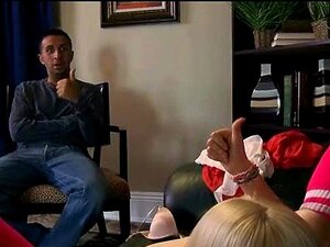 Pervertido homem fode gracinha