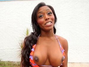 Hinter den Kulissen mit Viviane Silva