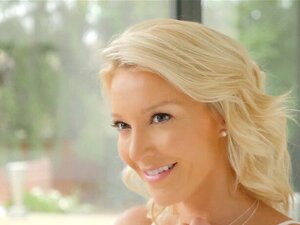 PUREMATURE Stiefmutter Creampie-FICK. PUREMATURE STIEFmutter