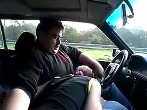 Swingerdeutsches Paar Carsex im Freien - Teil 2