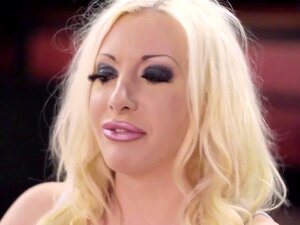 Шприцајућа МИЛФ разваљена у обе рупе