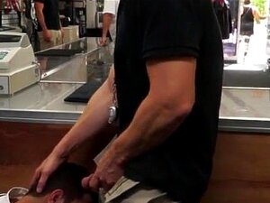 Emo-Analvideos Vielleicht bezahlen wir ihn, vielleicht nicht
