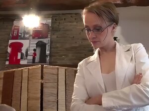 Bekijk Professor Francaise nu thuis! - Professor, Professor, Francaise