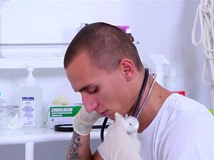 hoikka jim rams nappaa kurvikas el myrsky. söpöläinen viehättävä