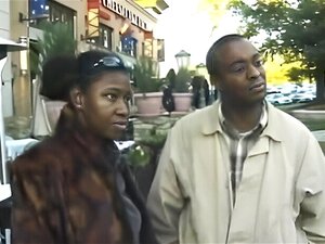 Frau von Ebony gefickt, um Geld zu machen
