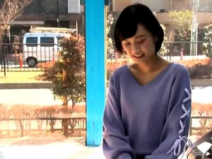 Versaute japanische Süße Miriya Hazuki POV Schwanzlutschen
