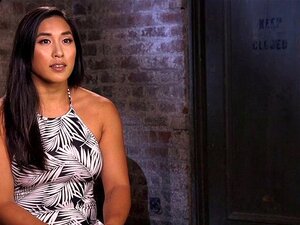 Beteugelde Aziatische sub met grote tieten in BDSM. Geremde Aziatische