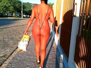 MIKRO-SLINGSHOT-BIKINI LÄUFT HERUM