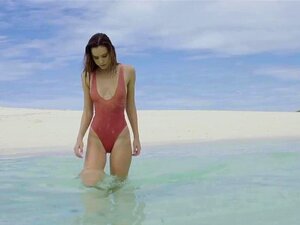 Alexis Ren Comp. Katso Alexis Renin comp nyt! - Alexis Ren, Malli,