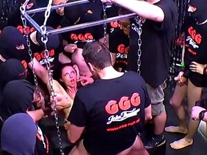 Гангбенг секс са напаљеном немачком