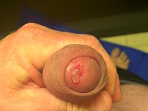 MILF SCHICKT MIR EINEN SCHNAPPSCHUSS IHRER GEILEN TITTEN, ICH WAR SO
