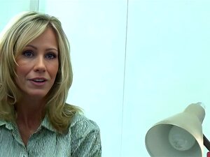 Simone Sonay, eine versaute Milf, Arsch-Schlampe