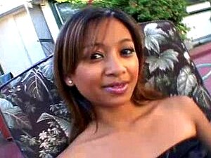 Die heiße Kina Kai bekommt eine Ladung ins Gesicht