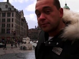 Крупни план јебања црвеног светла са