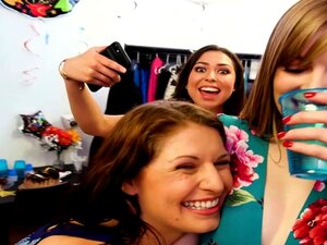 Crashing The Party Girls Ft Melissa Moore, Dolly Leigh, Moka Mora, Auf