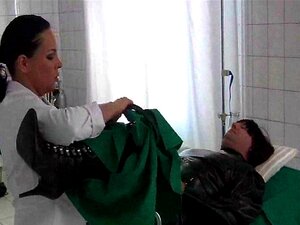 Travesti et Dr. Natascha