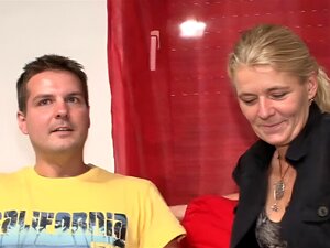 Ehemänner mieten ihre deutsche Ehefrauenfotze für Swingersex