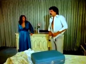 Klassinen äitipuoli ja poikapuoli 1980