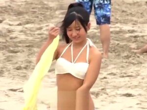 Upea japanilainen malli uudessa JAV-videossa orjuuttaa mielesi