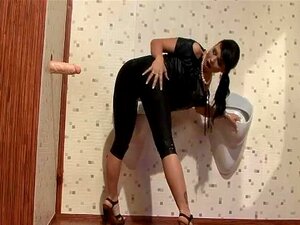 Gloryhole avsugning och knull