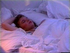 Erleben Sie die verbotene Verlockung von Eva Falk und ihren