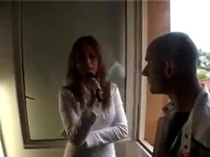 Врући француски репортер