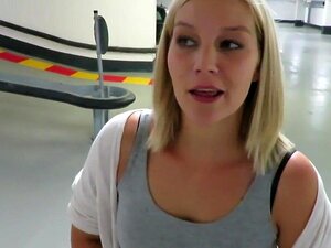 Pissen mitten im Parkhaus l DADDYS LUDER