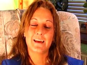 Deens meisje vol 1. Jeanet uit Kopenhagen met masturbatie vertelt