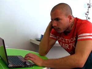 Valtava nainen huora saa kunnon kyytiä