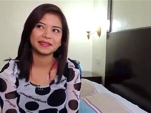 Scopando una calda ragazza asiatica che viene scopata