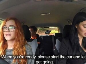 Fake Driving college leeskop schatje laat busty examinator haar gang