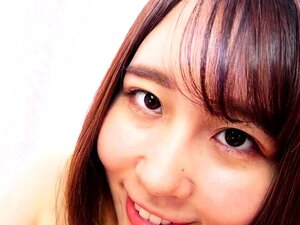 Begrüßen Sie unser neuestes Modell aus Tokio, Miss Kurumi
