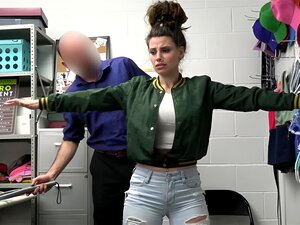 Indica Flower wird vom Sex des Sicherheitsbeamten bestraft. Der