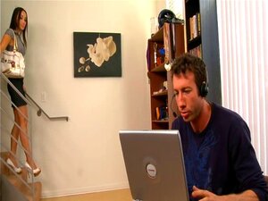 Француска Милф са дечковим пасторком