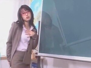 Gekke Japanse chick Hitomi Tachibana in Geil Koppel, Pijpbeurt JAV