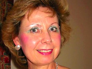 Geile schlampige MILFS und GILFS von Satyriasiss