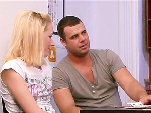 Strip-Poker führt zu Muschi-Spielchen