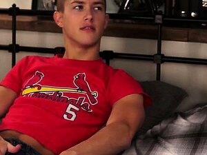 Großschwänzige Twinks Dreier mit Cumshot